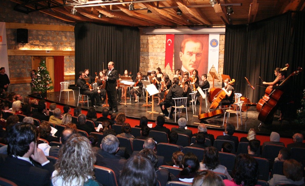 New Year's Concert, Akdeniz University Olbia Center, 2007
